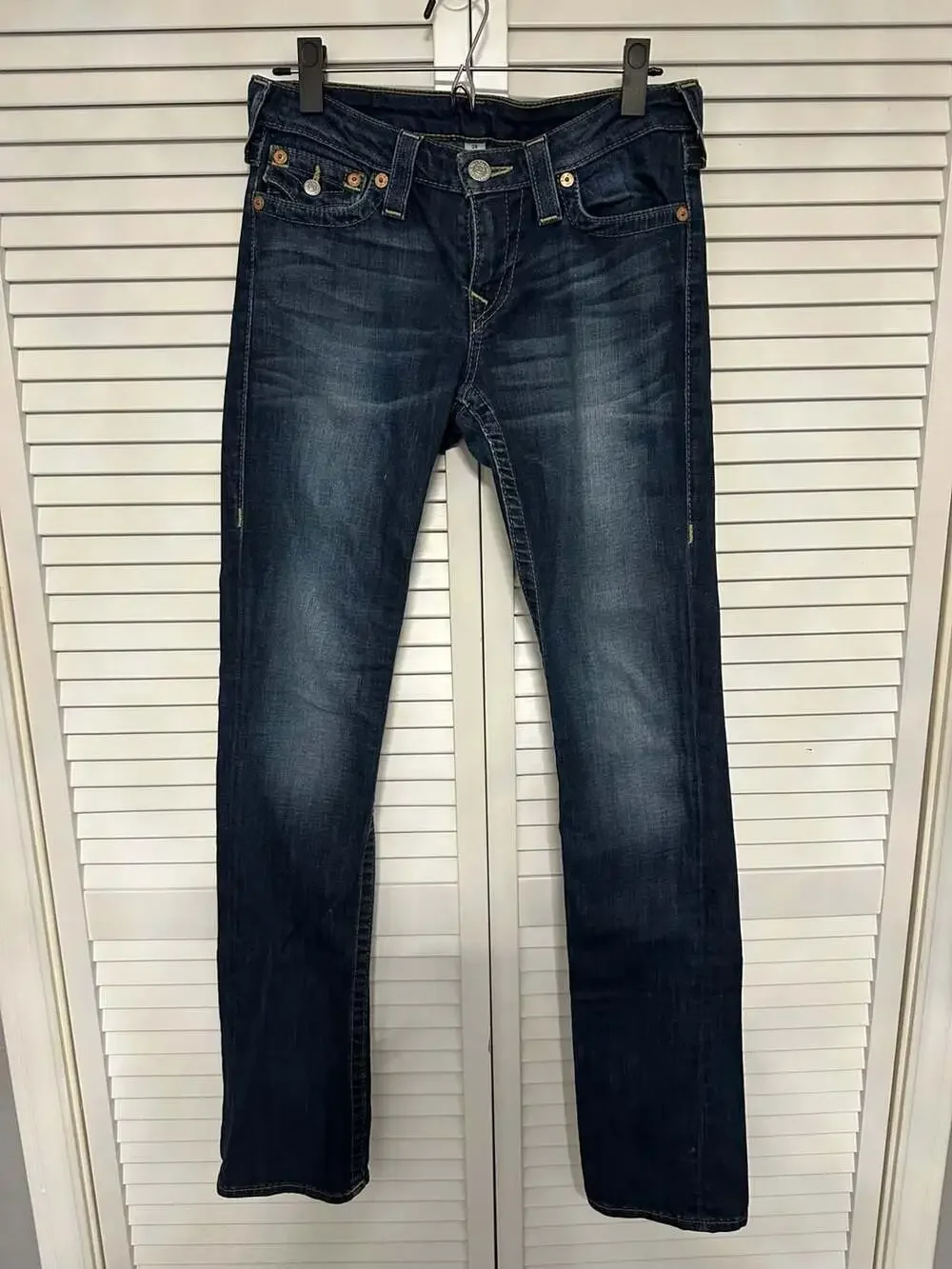 VINTAGE True Religion Slim Straight Jeans Women 28 Dark Wash Yellow Stitch Y2K